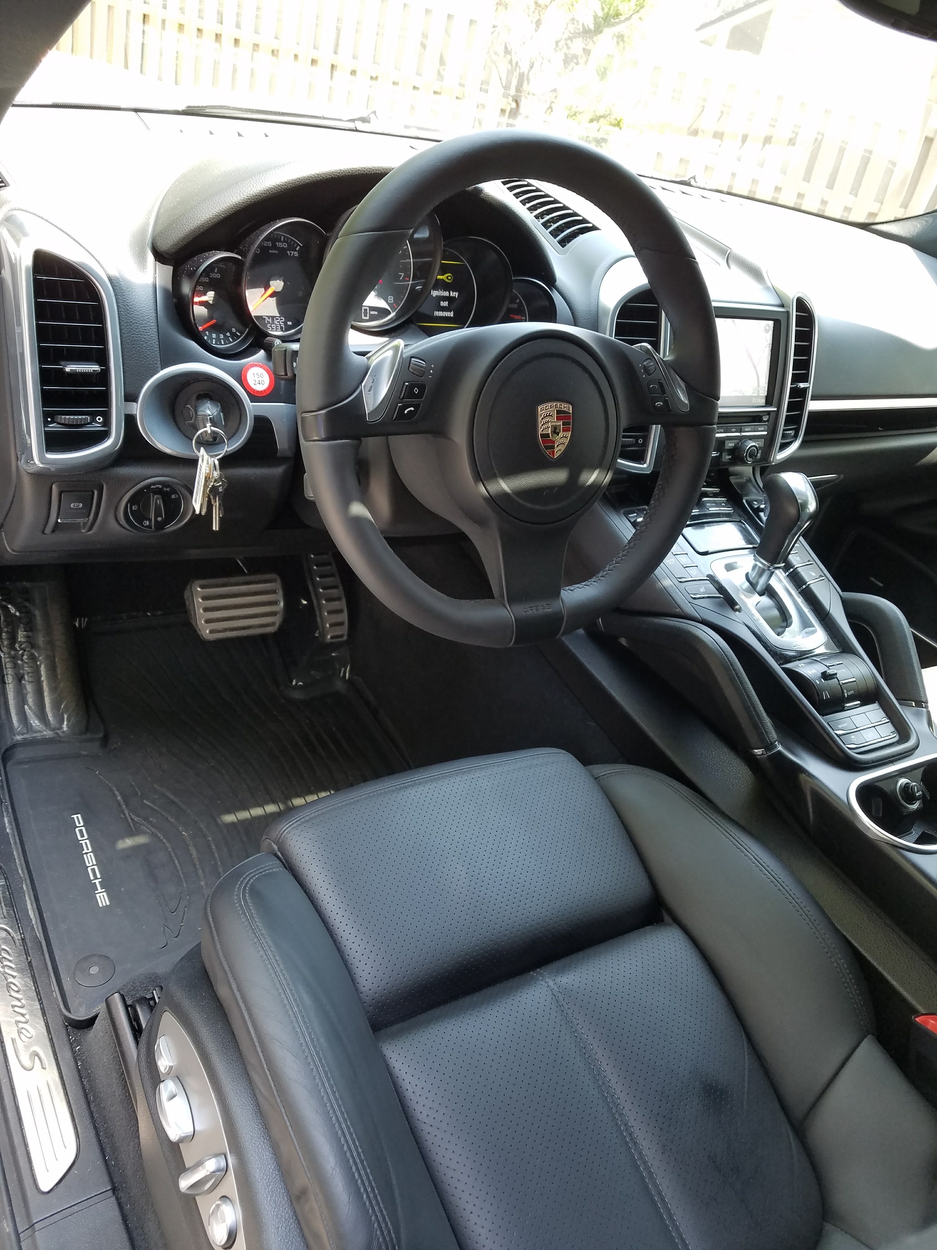 Used 2011 Porsche Cayenne S AWD/4WD image 18