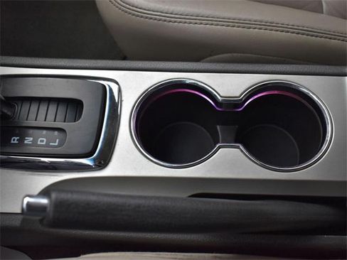 Used 2012 Ford Fusion Hybrid image 6