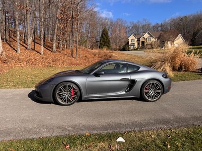 Used 2025 Porsche 718 Cayman GT4
