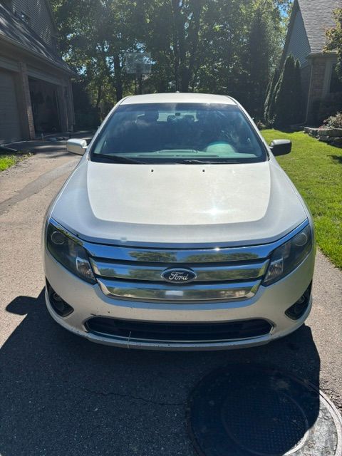 Used 2012 Ford Fusion SE FWD image 2