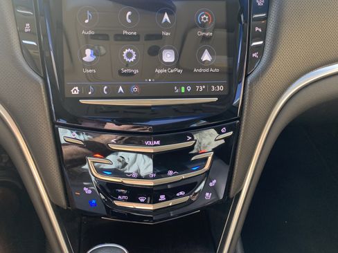 Used 2018 Cadillac XTS Luxury image 17