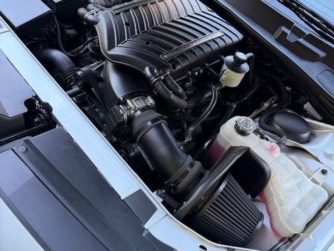 Used 2021 Dodge Challenger R/T Scat Pack RWD image 11