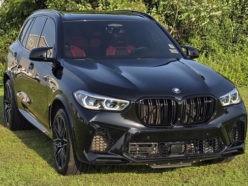 Used 2020 BMW X5 M Competition w/ Executive Package image 4