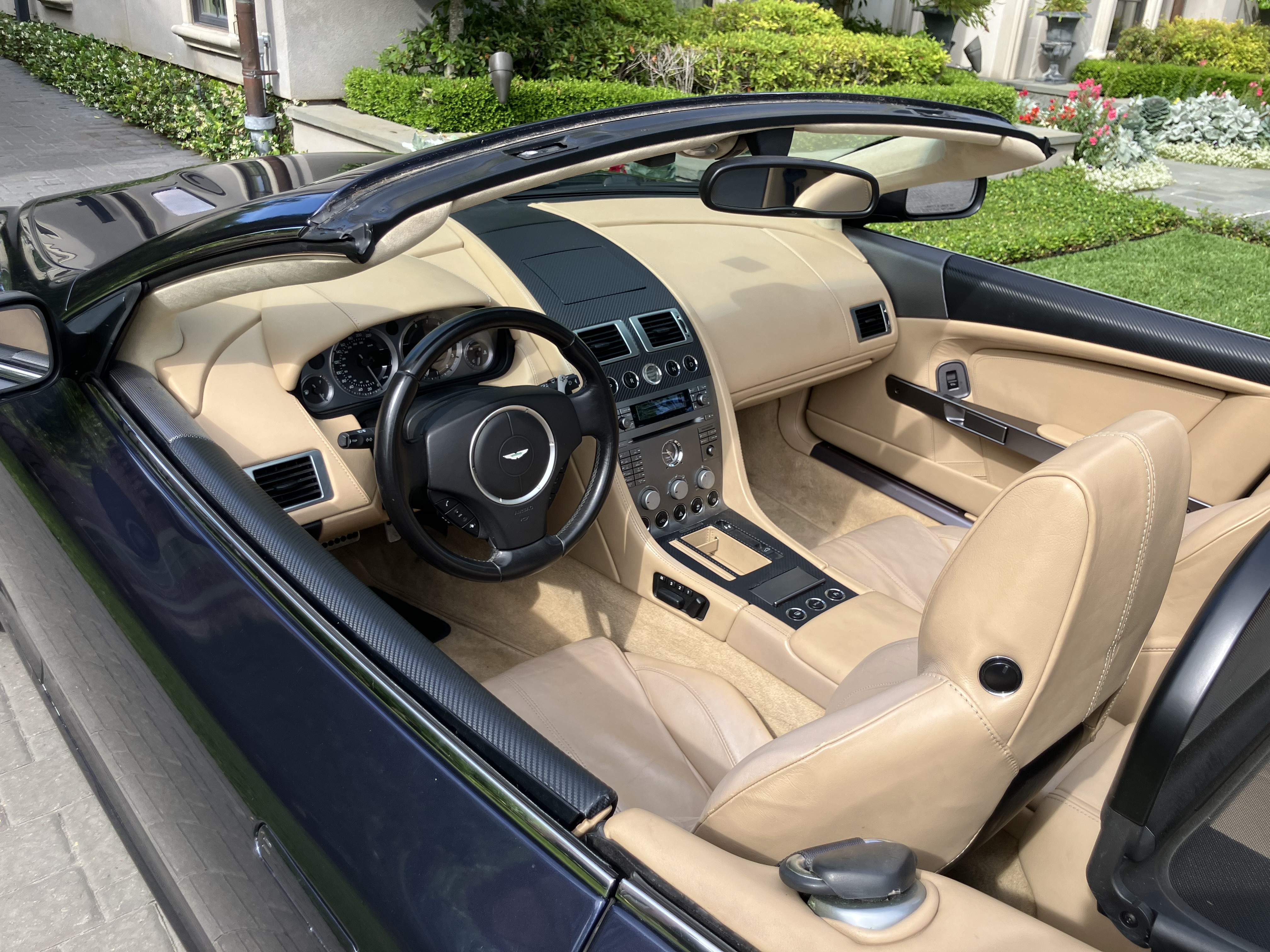 Used 2007 Aston Martin DB9 Volante RWD image 9