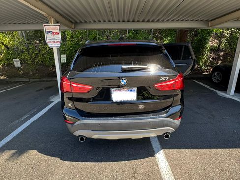 Used 2017 BMW X1 sDrive28i FWD image 9