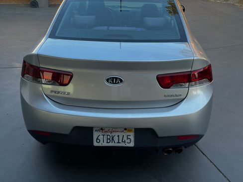 Used 2012 Kia Forte Koup EX image 5