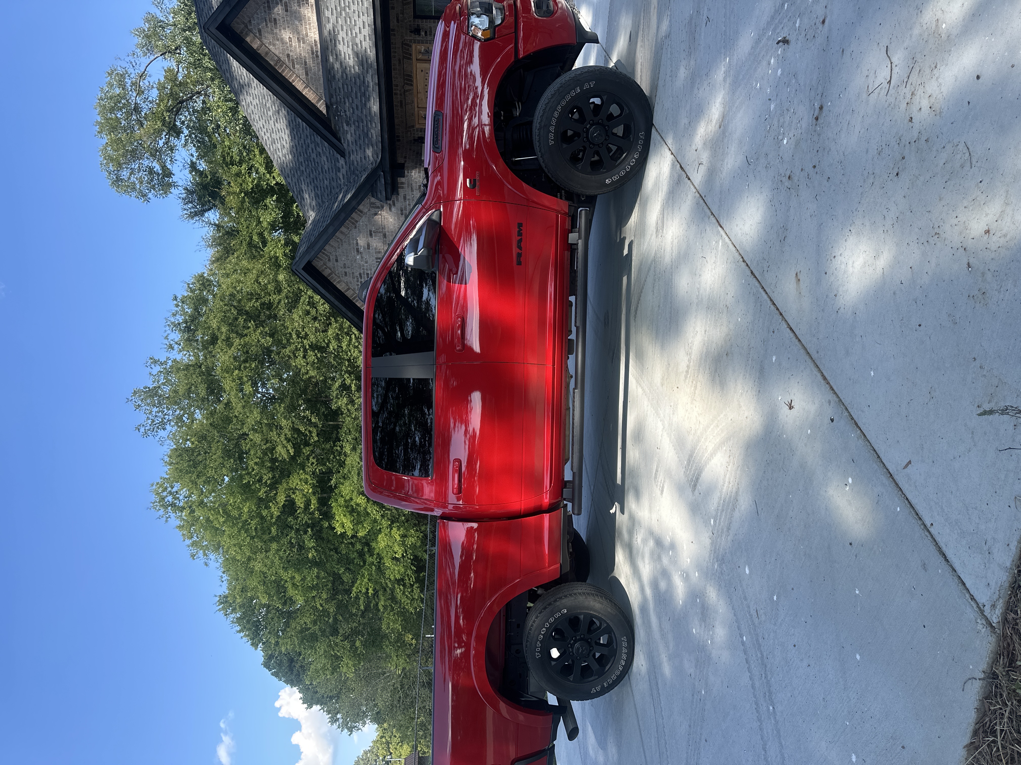 Used 2019 RAM 2500 Big Horn w/ Night Edition AWD/4WD image 4