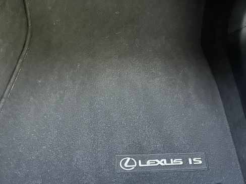 Used 2017 Lexus IS 200t w/ Premium Package image 10