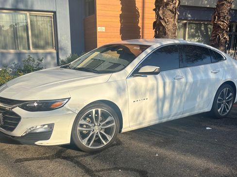 Used 2021 Chevrolet Malibu LT FWD image 12