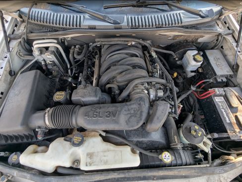 Used 2007 Ford Explorer Sport Trac Limited image 31