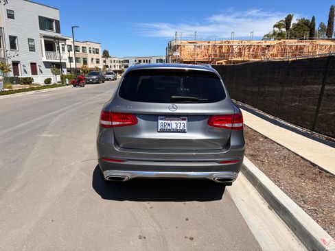 Used 2019 Mercedes-Benz GLC 300 image 5