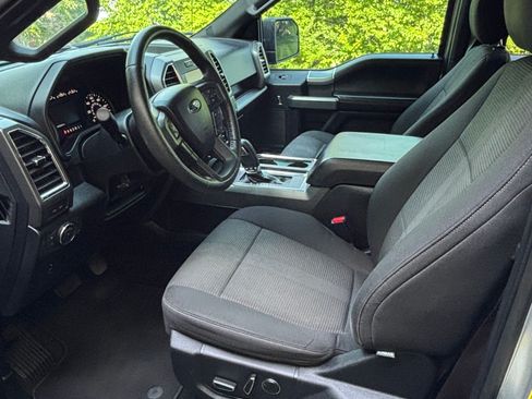 Used 2015 Ford F150 XLT w/ Equipment Group 302A Luxury AWD/4WD image 16