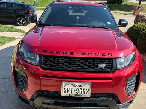 Used 2017 Land Rover Range Rover Evoque HSE Dynamic AWD/4WD image 2