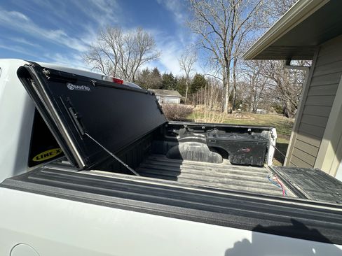 Used 2018 Ford F150 XLT w/ Equipment Group 302A Luxury image 19