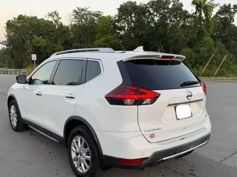 Used 2020 Nissan Rogue SV FWD image 5