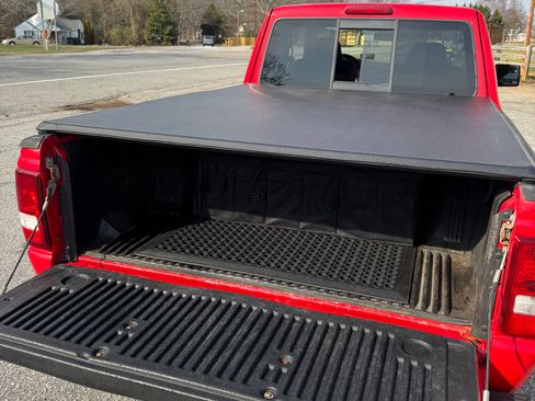 Used 2006 Ford Ranger XLT image 15