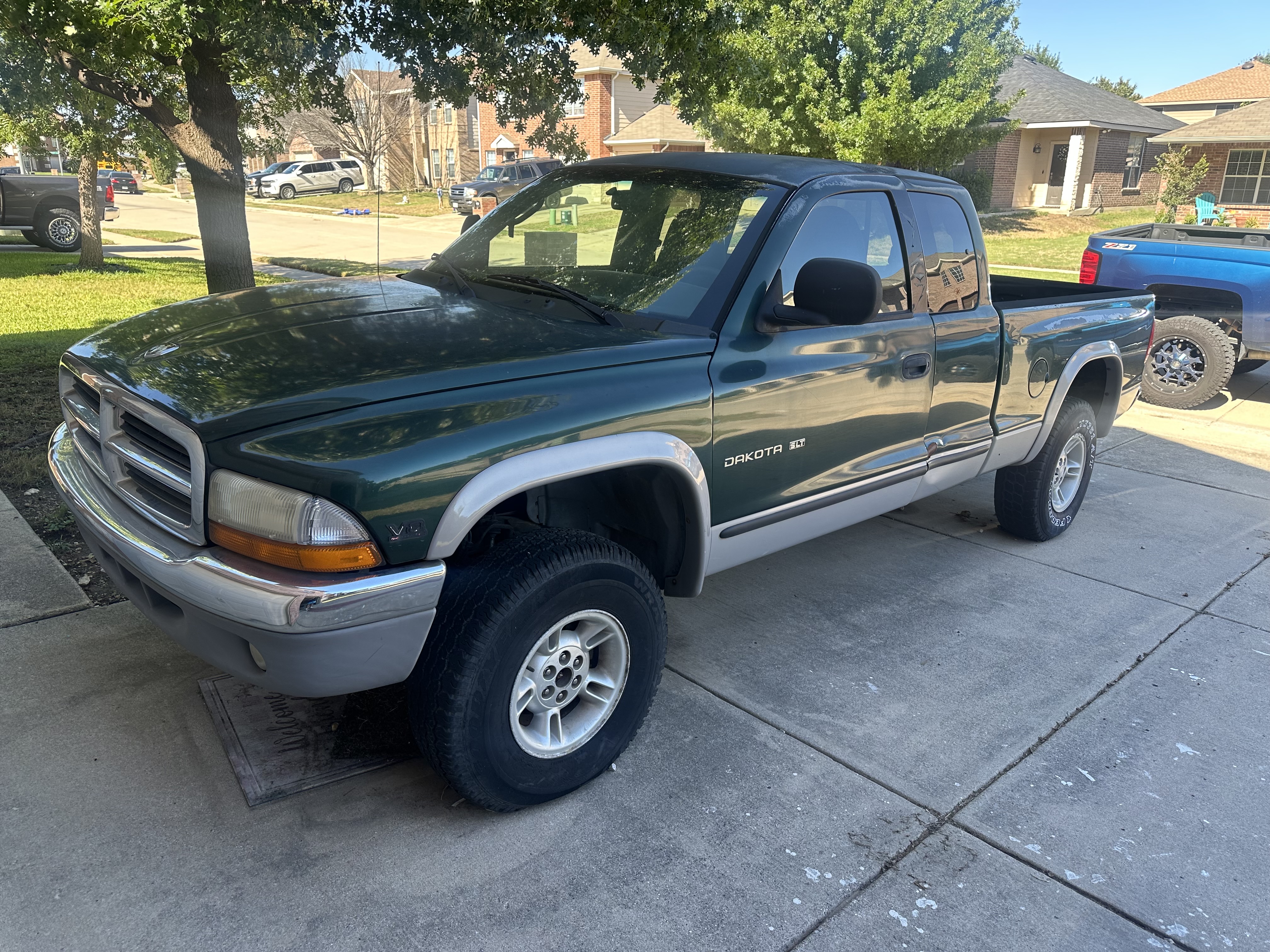 Used 1999 Dodge Dakota 4x4 Club Cab image 1
