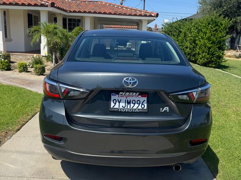 Used 2018 Toyota Yaris iA FWD image 6