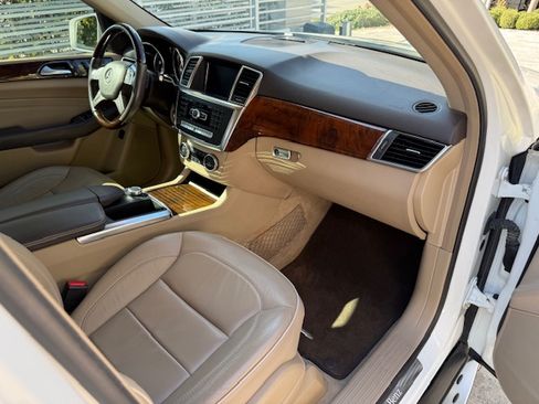 Used 2014 Mercedes-Benz ML 350 2WD image 9