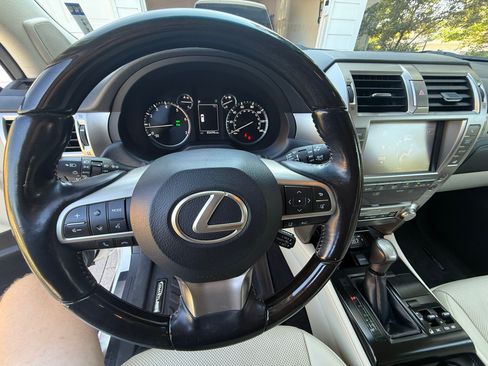 Used 2021 Lexus GX 460 Premium image 24