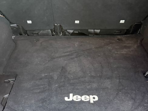 Used 2014 Jeep Wrangler Unlimited Sahara w/ Connectivity Group image 11