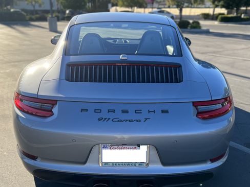 Used 2018 Porsche 911 Carrera T RWD image 12
