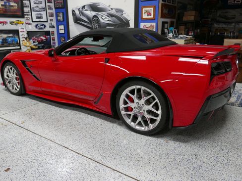 Used 2016 Chevrolet Corvette Stingray Convertible w/ 3LT Preferred Equipment Group image 13