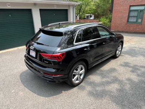 Used 2021 Audi Q3 2.0T Premium Plus w/ Premium Plus Package AWD/4WD image 2