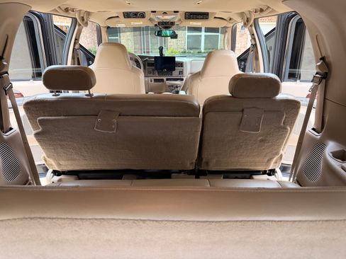 Used 2004 Ford Excursion Limited image 17