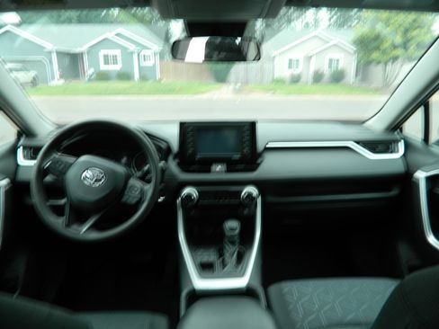 Used 2020 Toyota RAV4 XLE w/ All Weather Liner Package AWD/4WD image 8