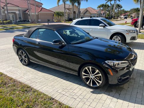 Used 2017 BMW 230i Convertible image 6