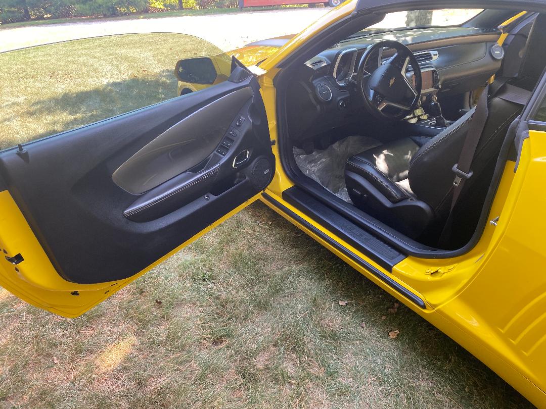Used 2013 Chevrolet Camaro LT w/ RS Package RWD image 8