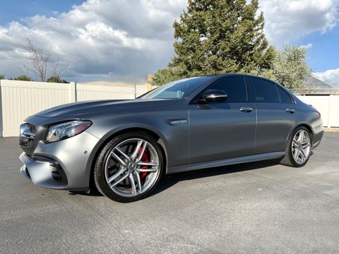 Used 2019 Mercedes-Benz E 63 AMG S image 11