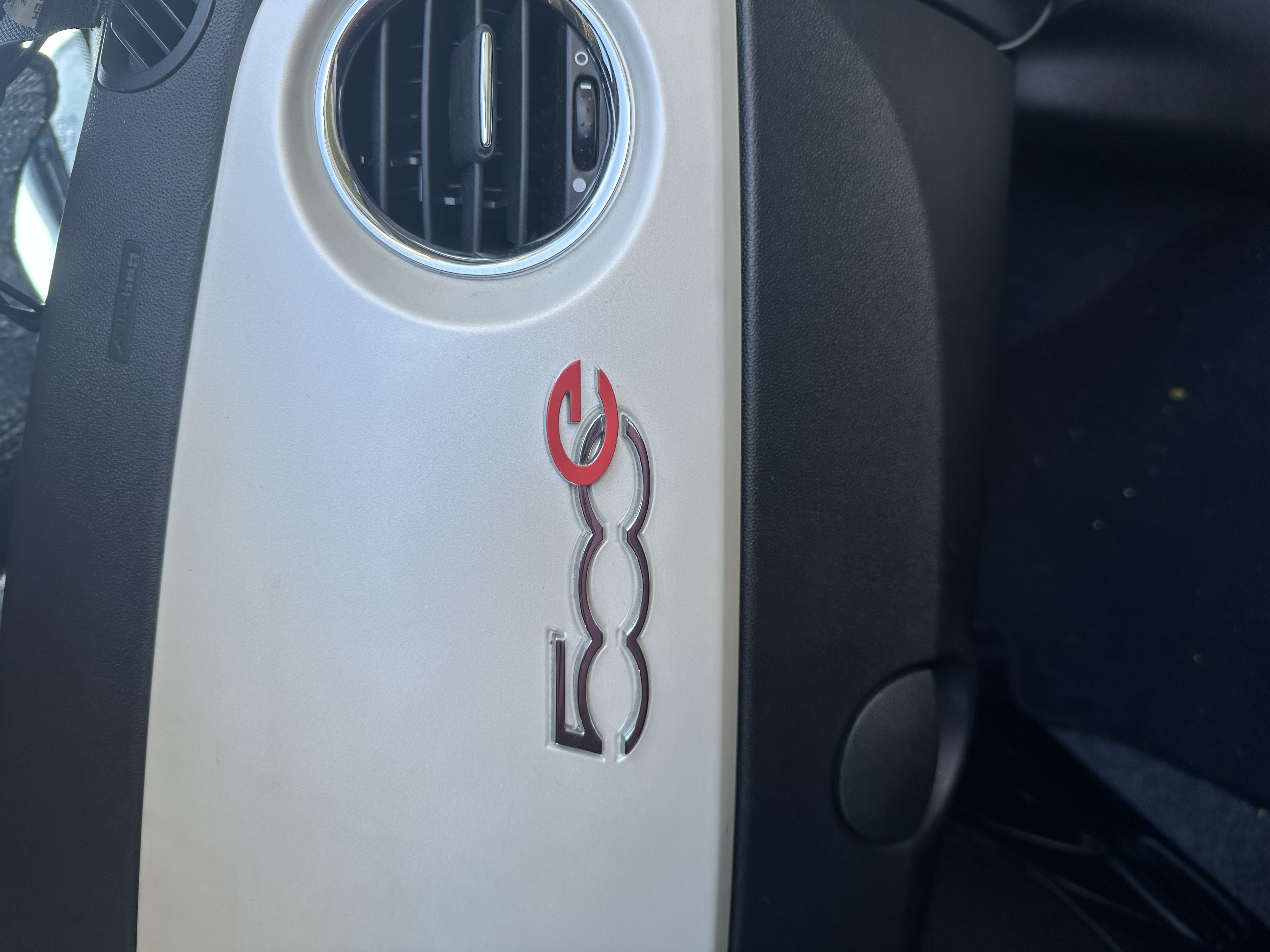 Used 2014 FIAT 500 e w/ Esport Package FWD image 5