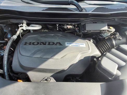 Used 2016 Honda Pilot Touring image 21