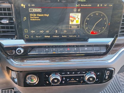 Used 2024 GMC Sierra 1500 Elevation image 24