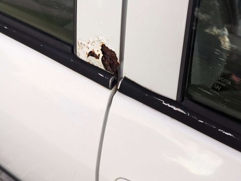 Used 2003 Toyota Corolla LE image 10