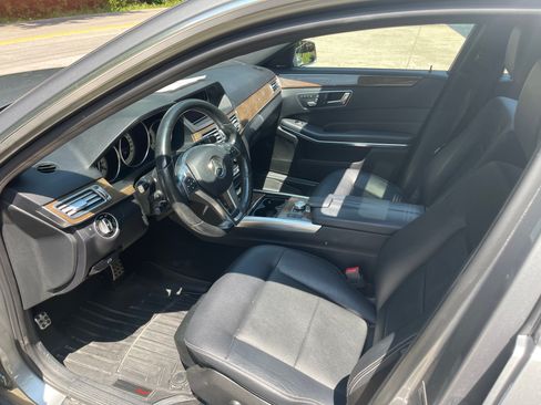 Used 2015 Mercedes-Benz E 350 4MATIC Sedan image 12