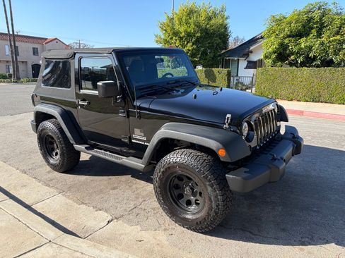 Used 2012 Jeep Wrangler Sport image 10