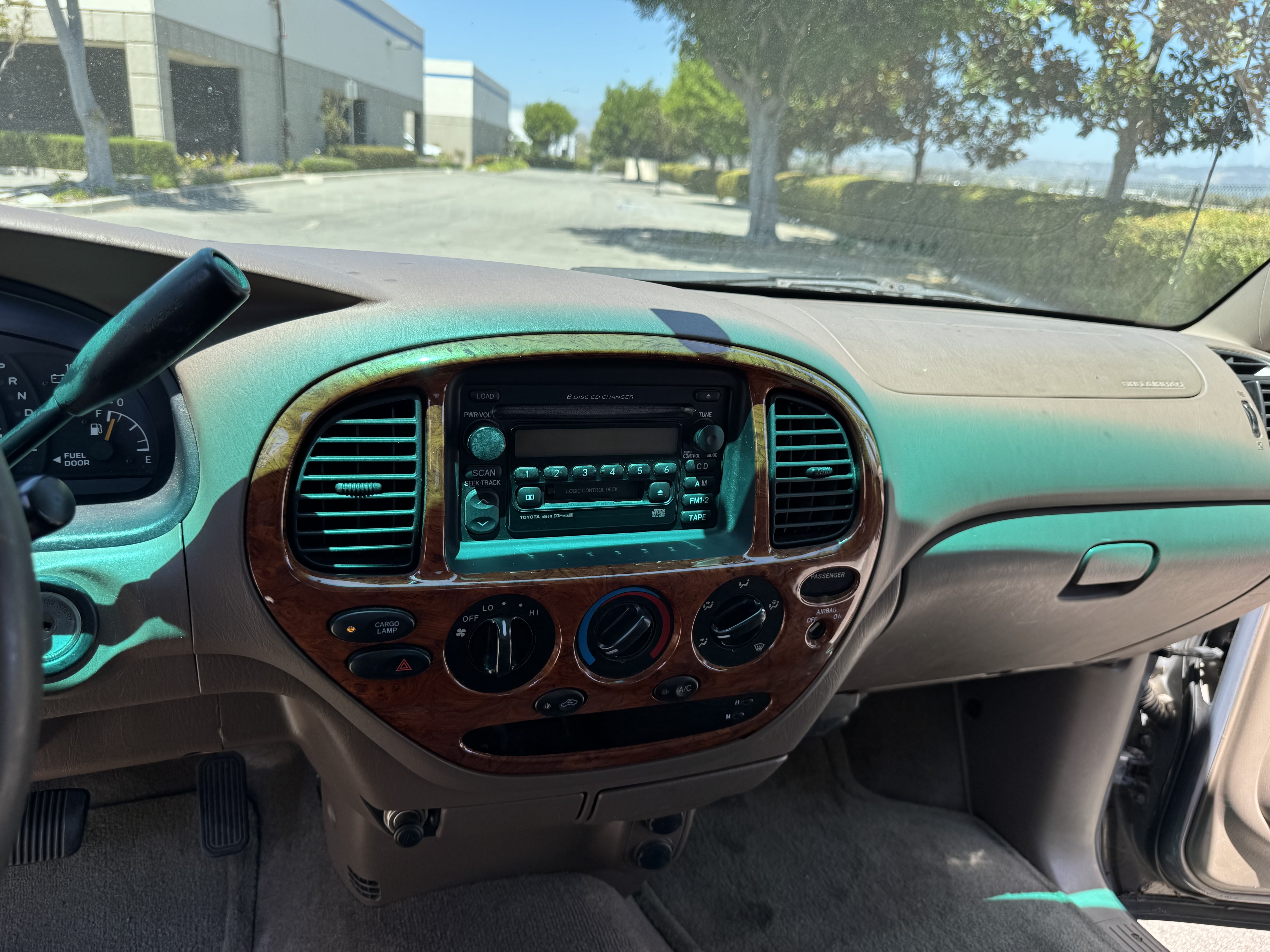 Used 2002 Toyota Tundra Limited RWD image 6