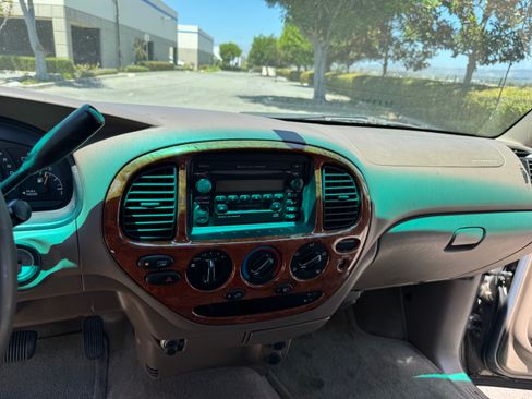 Used 2002 Toyota Tundra Limited RWD image 6