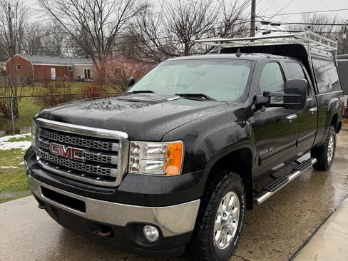 Used 2013 GMC Sierra 2500 SLE w/ SLE Preferred Package image 1
