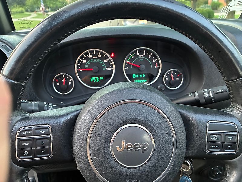 Used 2018 Jeep Wrangler Unlimited Sport S AWD/4WD image 17