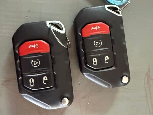 Used 2021 Jeep Wrangler Unlimited Rubicon 4xe w/ Cold Weather Group image 14