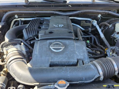 Used 2015 Nissan Frontier SV image 32