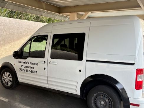 Used 2013 Ford Transit Connect XLT image 1