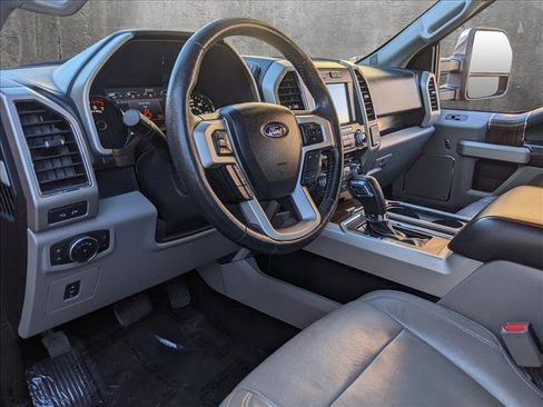 Used 2017 Ford F150 Lariat w/ Equipment Group 502A Luxury image 8