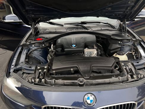 Used 2014 BMW 328i xDrive Wagon AWD/4WD image 9