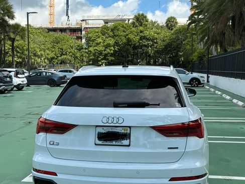 Used 2021 Audi Q3 2.0T Premium w/ Convenience Package image 5