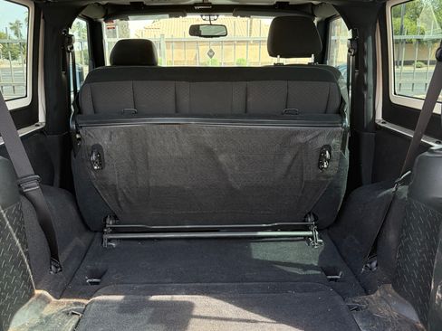 Used 2018 Jeep Wrangler Sport image 8